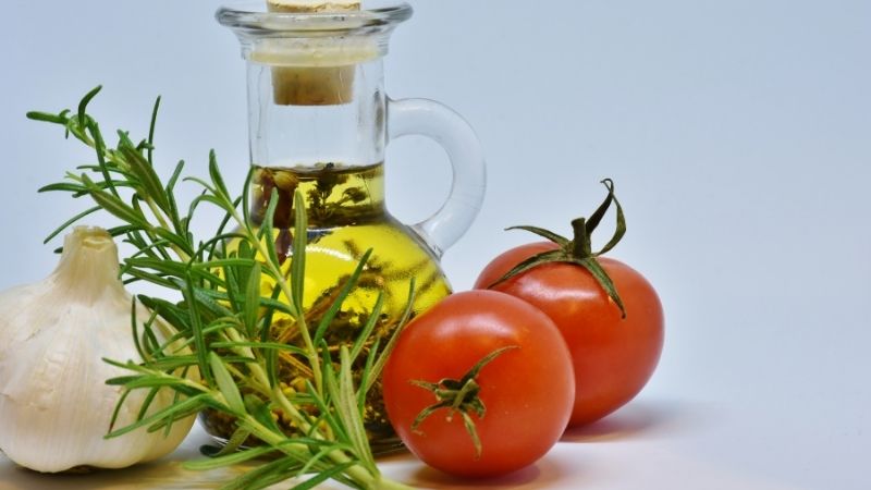 Best Olive Oil for Cooking in India - 2022